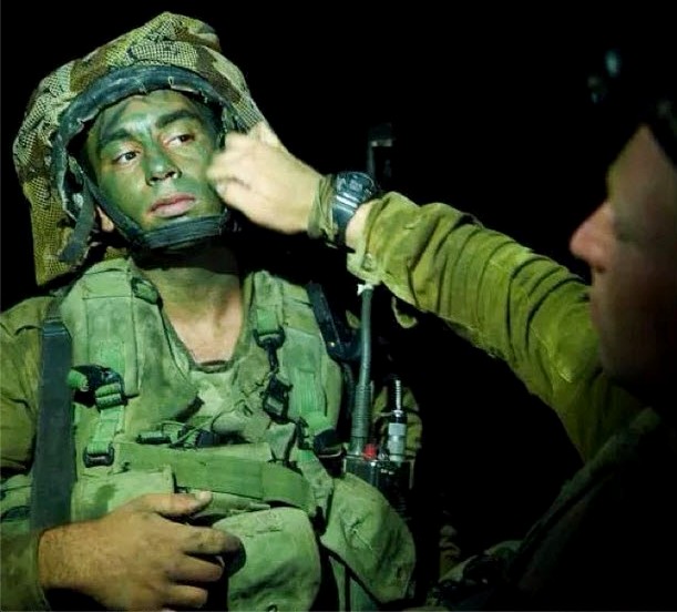 צה"ל תוקף גם ביבשה. צילום: דובר צה"ל
