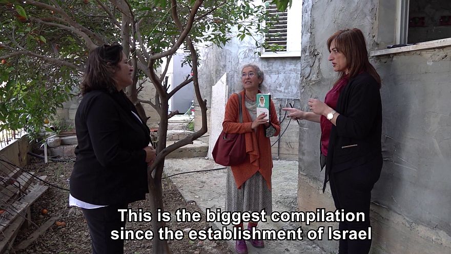 An Attentive Ear To An Amputated Tongue | Social TV